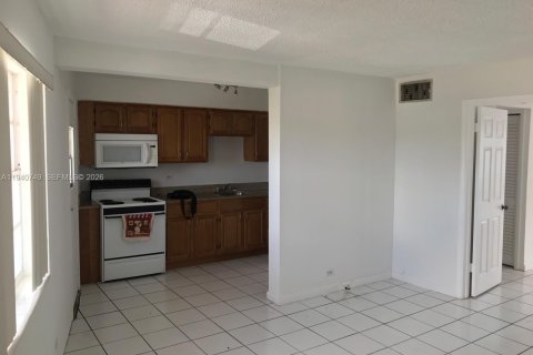 Copropriété à louer à Miami, Floride: 1 chambre, 59.46 m2 № 1997779 - photo 11