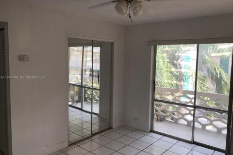 Copropriété à louer à Miami, Floride: 1 chambre, 59.46 m2 № 1997779 - photo 13