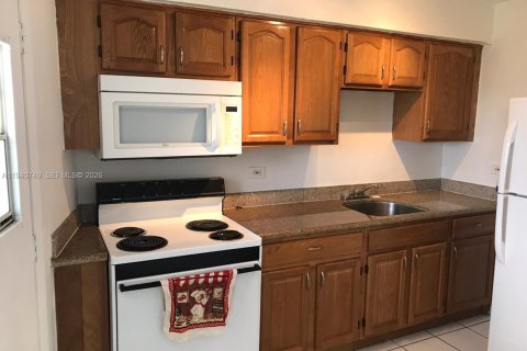 Copropriété à louer à Miami, Floride: 1 chambre, 59.46 m2 № 1997779 - photo 3