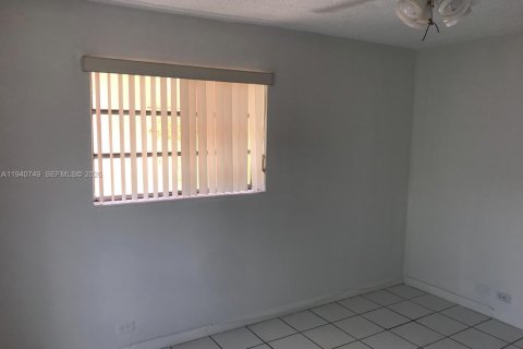Copropriété à louer à Miami, Floride: 1 chambre, 59.46 m2 № 1997779 - photo 16