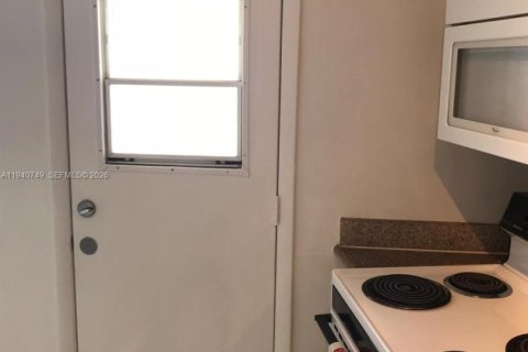 Copropriété à louer à Miami, Floride: 1 chambre, 59.46 m2 № 1997779 - photo 5