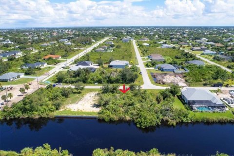 Terreno en venta en Port Charlotte, Florida № 1402128 - foto 4