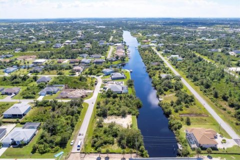 Terreno en venta en Port Charlotte, Florida № 1402128 - foto 3