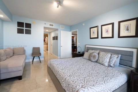 Copropriété à louer à Hallandale Beach, Floride: 2 chambres, 124.21 m2 № 1868769 - photo 16