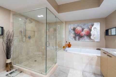 Copropriété à louer à Hallandale Beach, Floride: 2 chambres, 124.21 m2 № 1868769 - photo 11