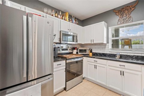 Townhouse in Brandon, Florida 2 bedrooms, 114.36 sq.m. № 1869305 - photo 13