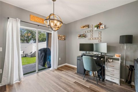 Townhouse in Brandon, Florida 2 bedrooms, 114.36 sq.m. № 1869305 - photo 9