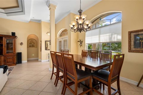 House in Punta Gorda, Florida 4 bedrooms, 198.07 sq.m. № 1631639 - photo 21