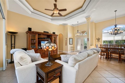 House in Punta Gorda, Florida 4 bedrooms, 198.07 sq.m. № 1631639 - photo 24