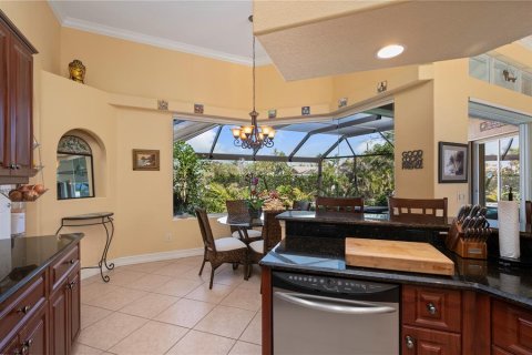 House in Punta Gorda, Florida 4 bedrooms, 198.07 sq.m. № 1631639 - photo 29