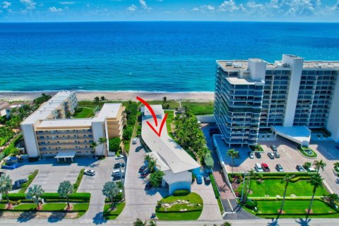 Condo in Highland Beach, Florida, 1 bedroom № 2183279 - photo 5