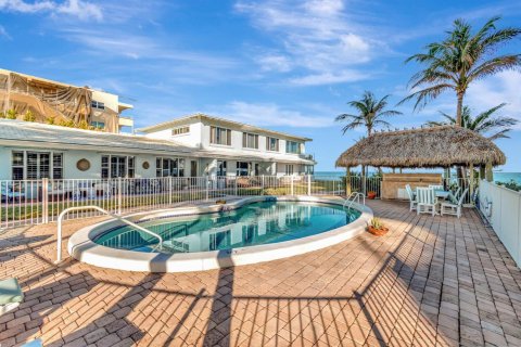 Condo in Highland Beach, Florida, 1 bedroom № 2183279 - photo 6