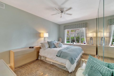 Condo in Highland Beach, Florida, 1 bedroom № 2183279 - photo 23