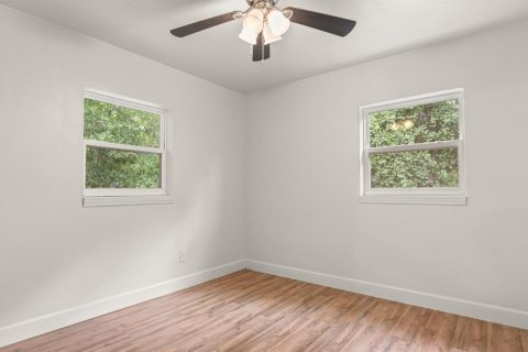House in Gainesville, Florida 3 bedrooms, 123 sq.m. № 2083598 - photo 24