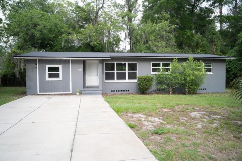 House in Gainesville, Florida 3 bedrooms, 123 sq.m. № 2083598