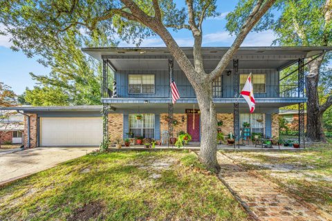 House in Niceville, Florida 4 bedrooms, 190.64 sq.m. № 558795 - photo 1