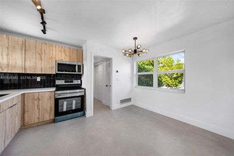 Appartement à louer à Fort Lauderdale, Floride: 1 chambre, 431.9 m2 № 1990686 - photo 8