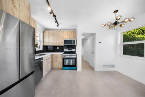 Appartement à louer à Fort Lauderdale, Floride: 1 chambre, 431.9 m2 № 1990686 - photo 9