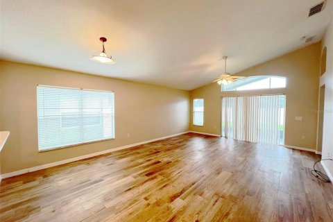 Casa en venta en Orlando, Florida, 3 dormitorios, 160.72 m2 № 1917696 - foto 3