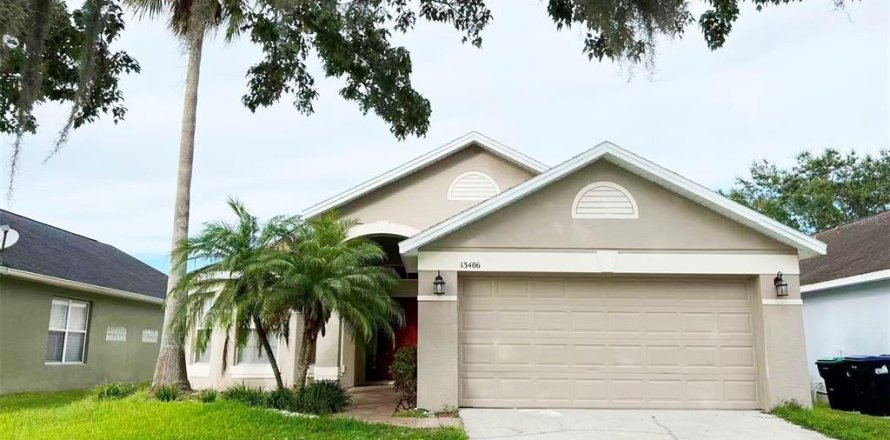 Casa en Orlando, Florida 3 dormitorios, 160.72 m2 № 1917696