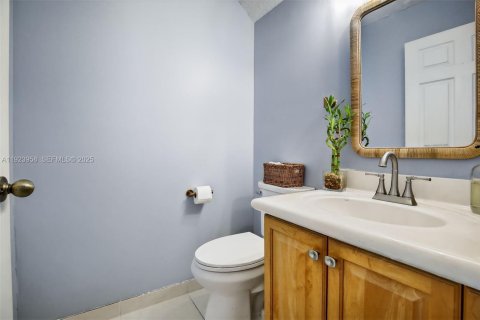 Touwnhouse à louer à Pembroke Pines, Floride: 3 chambres, 163.88 m2 № 1982884 - photo 23