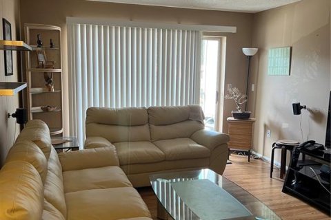 Condo in Sarasota, Florida, 1 bedroom  № 1508962 - photo 14