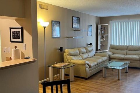 Condo in Sarasota, Florida, 1 bedroom  № 1508962 - photo 20