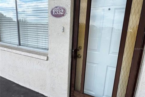 Condo in Lakeland, Florida, 2 bedrooms № 2103684 - photo 5