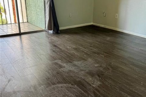 Condo in Lakeland, Florida, 2 bedrooms № 2103684 - photo 20