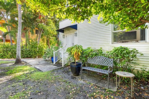 Apartamento en alquiler en Miami, Florida, 2 dormitorios, 65.03 m2 № 2032922 - foto 26