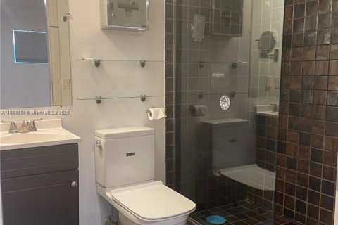 Copropriété à louer à Miami Beach, Floride: 1 chambre, 40.51 m2 № 1850790 - photo 4