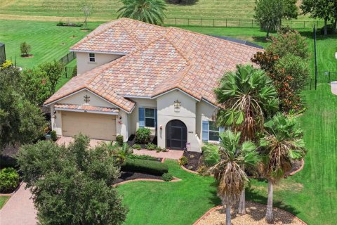 House in BELLALAGO in Kissimmee, Florida 5 bedrooms, 275.92 sq.m. № 2273024 - photo 2