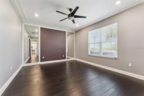 House in BELLALAGO in Kissimmee, Florida 5 bedrooms, 275.92 sq.m. № 2273024 - photo 20