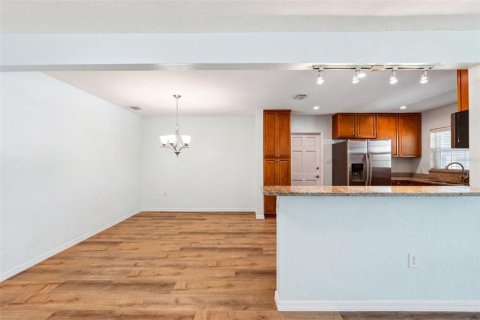 Villa ou maison à vendre à Saint Petersburg, Floride: 4 chambres, 154.4 m2 № 1583246 - photo 10