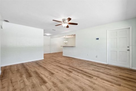 Villa ou maison à vendre à Saint Petersburg, Floride: 4 chambres, 154.4 m2 № 1583246 - photo 5