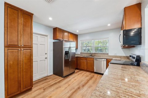 Villa ou maison à vendre à Saint Petersburg, Floride: 4 chambres, 154.4 m2 № 1583246 - photo 9