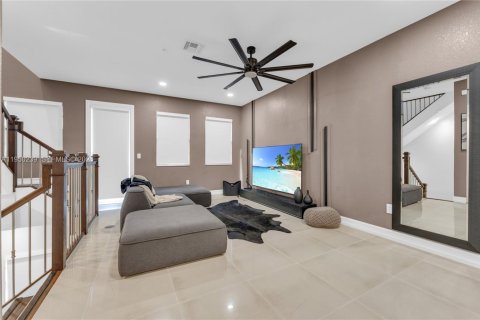 Touwnhouse à vendre à Pembroke Pines, Floride: 3 chambres, 182 m2 № 2007671 - photo 9