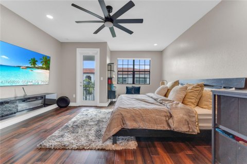 Touwnhouse à vendre à Pembroke Pines, Floride: 3 chambres, 182 m2 № 2007671 - photo 22