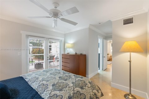 Villa ou maison à vendre à Fort Lauderdale, Floride: 3 chambres, 153.29 m2 № 1929376 - photo 16
