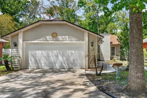 Villa ou maison à vendre à Ormond Beach, Floride: 2 chambres, 114.27 m2 № 2133512 - photo 2