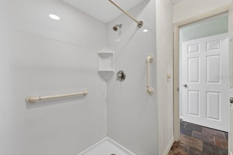 Villa ou maison à vendre à Ormond Beach, Floride: 2 chambres, 114.27 m2 № 2133512 - photo 20