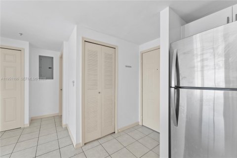 Снять в аренду кондоминиум в Майами, Флорида 1 спальня, 52.12м2, № 2006037 - фото 21