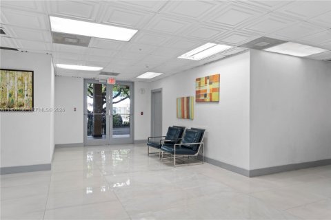 Снять в аренду кондоминиум в Майами, Флорида 1 спальня, 52.12м2, № 2006037 - фото 30