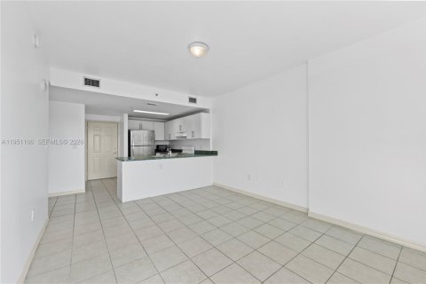 Снять в аренду кондоминиум в Майами, Флорида 1 спальня, 52.12м2, № 2006037 - фото 5