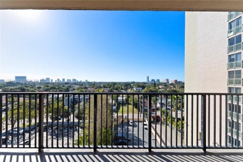 Снять в аренду кондоминиум в Майами, Флорида 1 спальня, 52.12м2, № 2006037 - фото 26