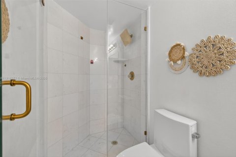 Купить кондоминиум в Авентура, Флорида 2 спальни, 128.21м2, № 1973194 - фото 15