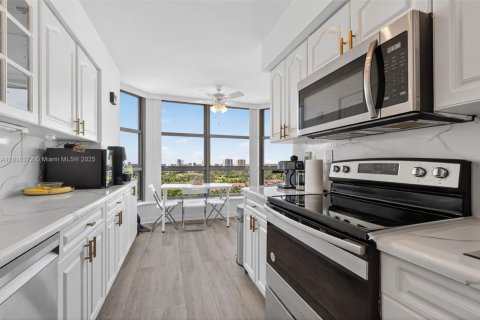 Купить кондоминиум в Авентура, Флорида 2 спальни, 128.21м2, № 1973194 - фото 12