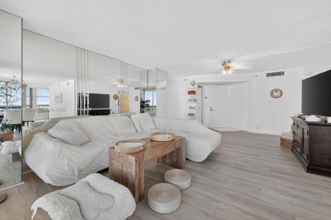 Купить кондоминиум в Авентура, Флорида 2 спальни, 128.21м2, № 1973194 - фото 5