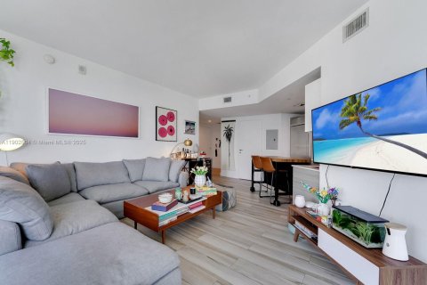 Copropriété à vendre à Miami, Floride: 2 chambres, 90.02 m2 № 1954500 - photo 2