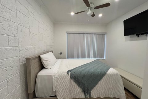 Villa ou maison à louer à North Miami Beach, Floride: 5 chambres, 185.53 m2 № 2002198 - photo 27